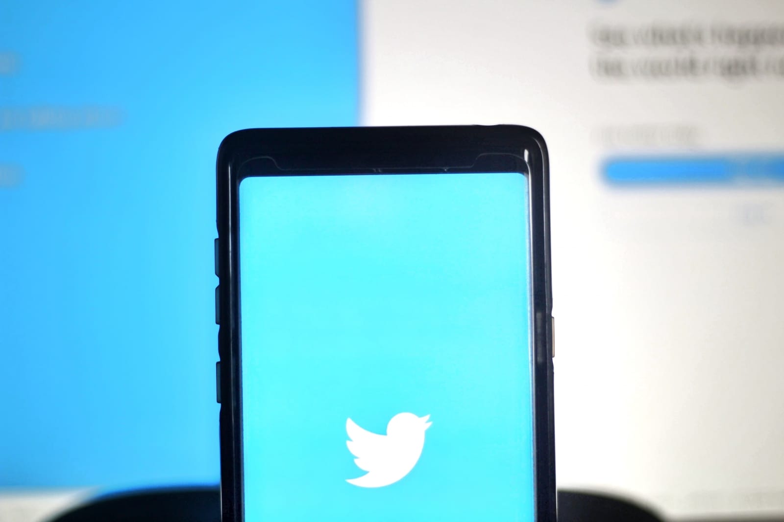 【科技新知】推特發文想低調不被看到！Twitter推文如何在時間軸隱藏？