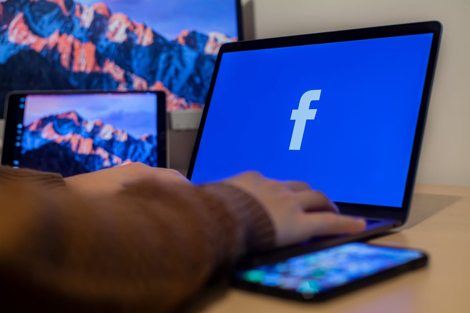 【科技新知】防止臉書被肉搜！如何在Google搜尋引擎隱藏FB個人檔案？