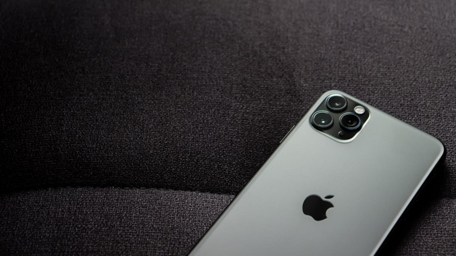 【快訊】iPhone 13模型機曝光！鏡頭更平整、將有更強拍照技術